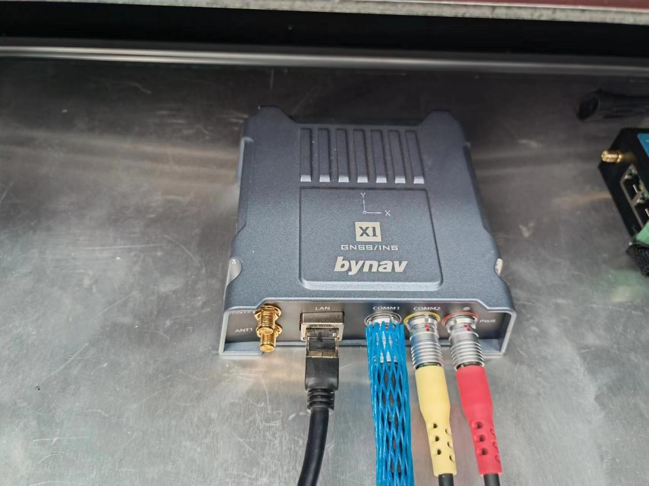 Physical integrated navigation unit, Bynav X1